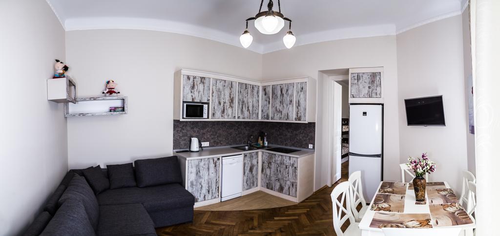 Apartments White House Lemberg Zimmer foto