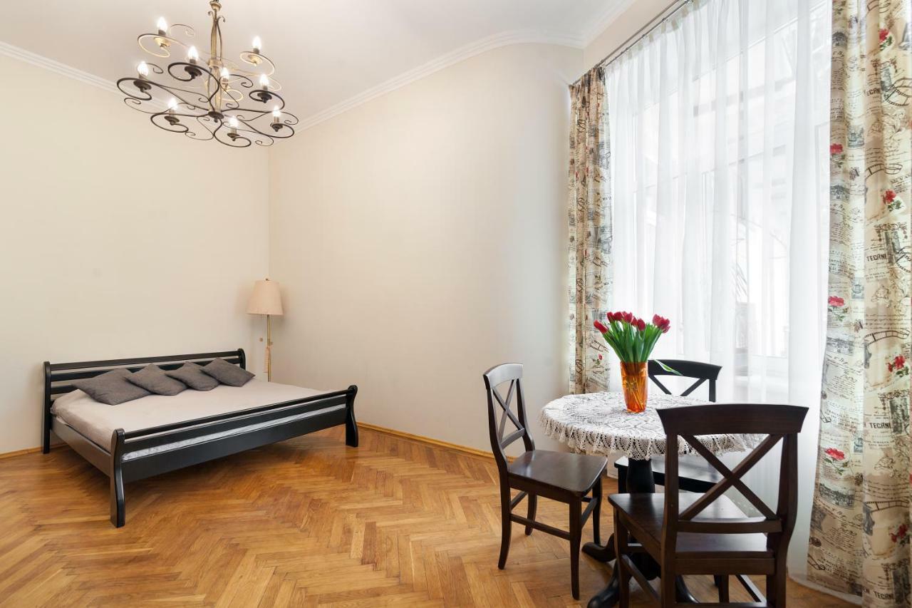 Apartments White House Lemberg Exterior foto